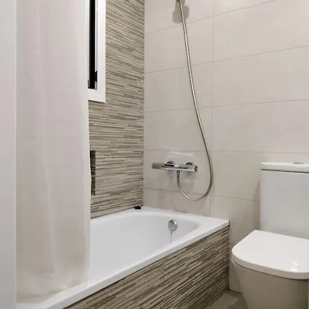 Tu Piso Junto Al Mar * كونيت